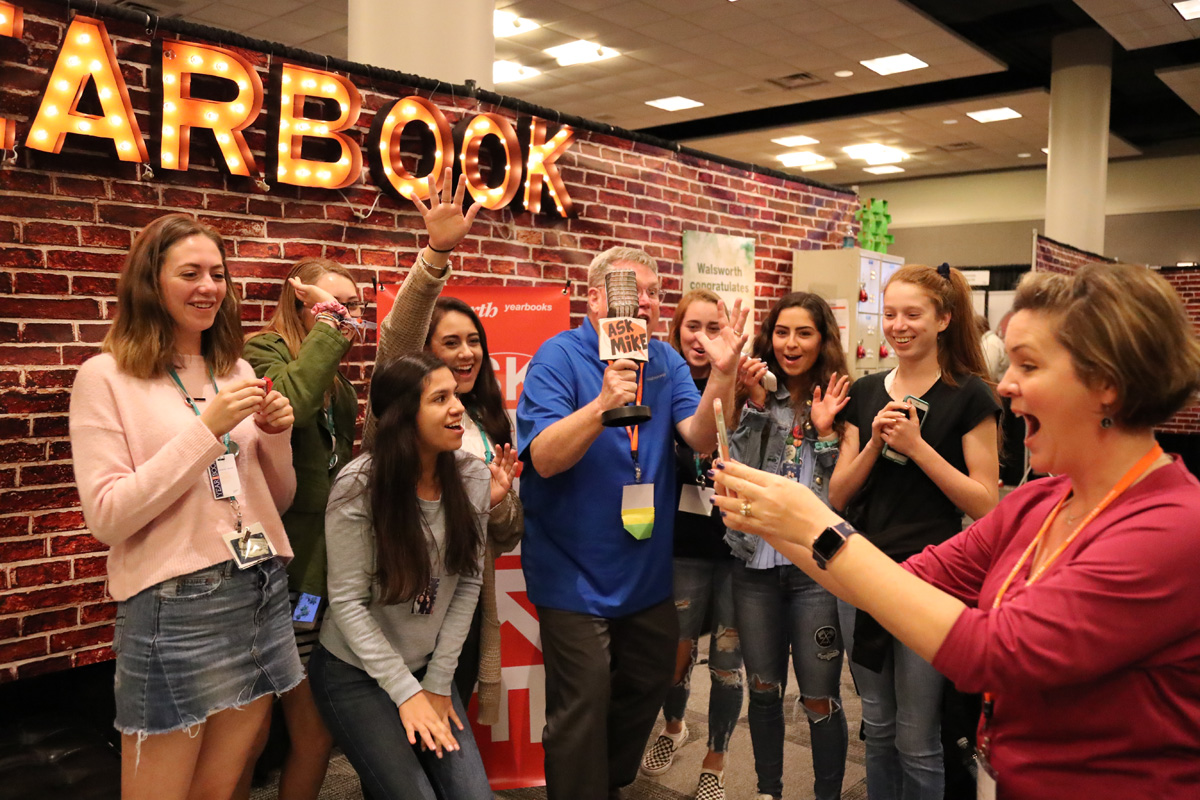Spur editorial staff with Walsworth's journalism specialist, Mike Taylor, at the JEA/NSPA Fall National Convention in Dallas, Tx.