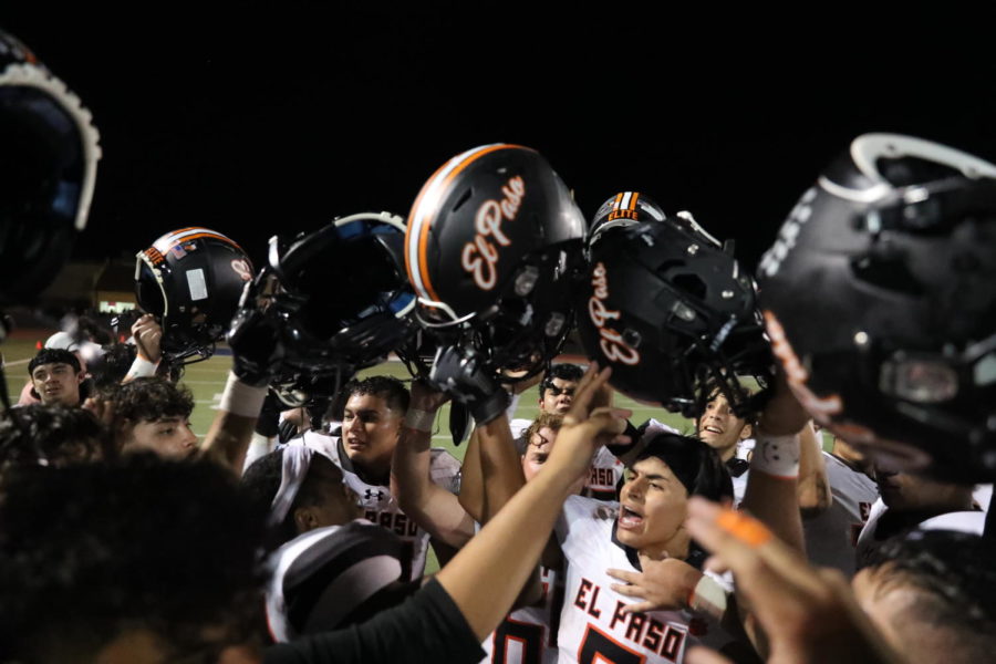 The+Tigers+celebrate+after+their+45-14+win+against+San+Elizario+during+week+3+of+the+season.+They+will+look+to+bounce+back+after+losing+their+first+game+last+week+against+Austin.