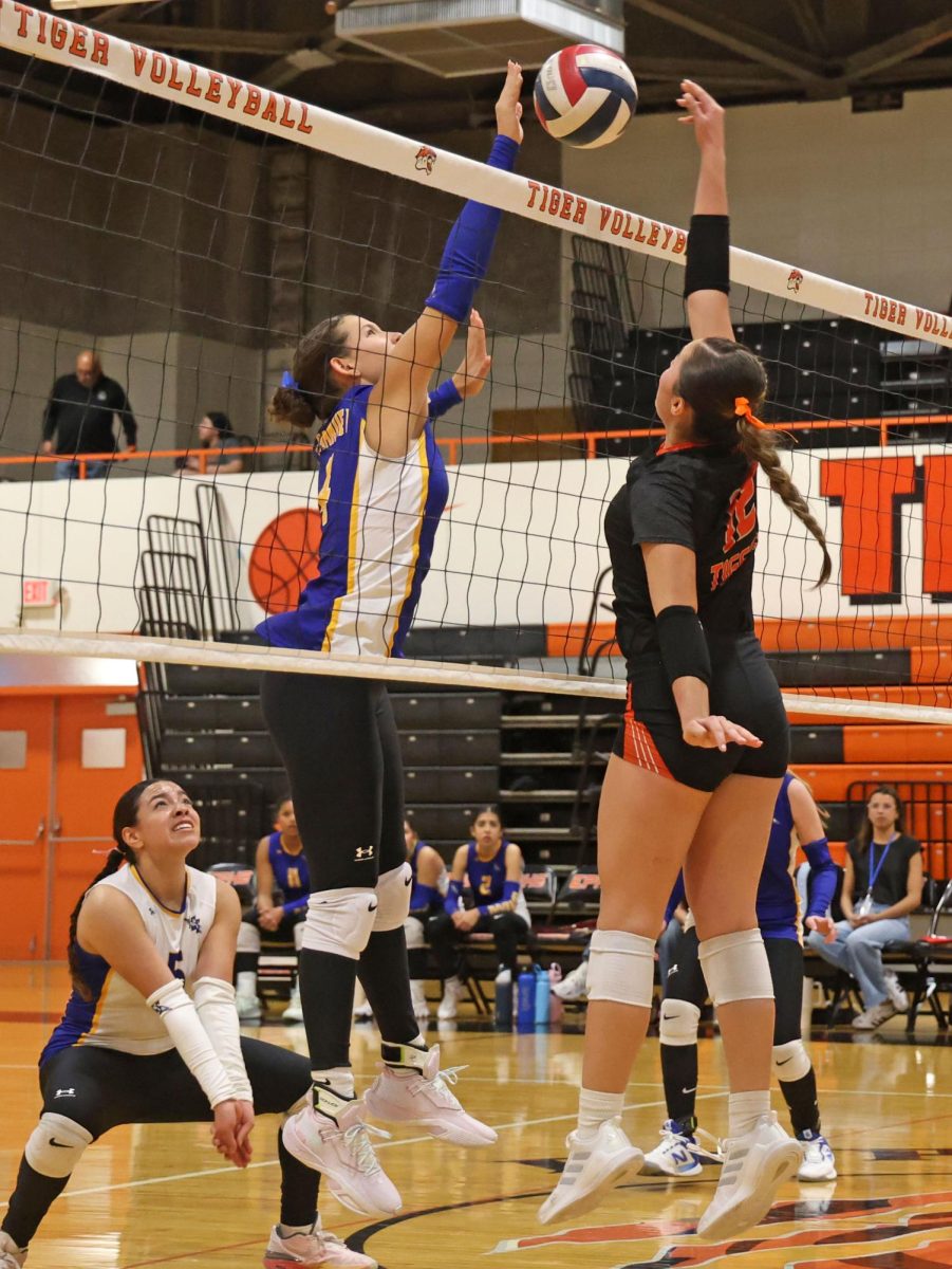 Senior, Samaire Muñoz goes up for a block against Immanuel Christian on August 26, 2025.